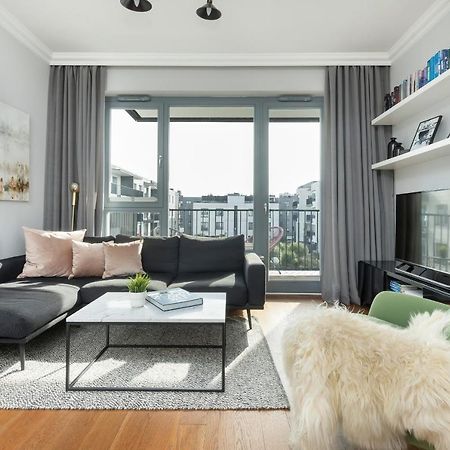 Cozy Apartment Gieysztora Wilanow By Noclegi Renters Warsaw Luaran gambar