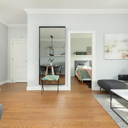 Cozy Apartment Gieysztora Wilanow By Noclegi Renters Warsaw Luaran gambar