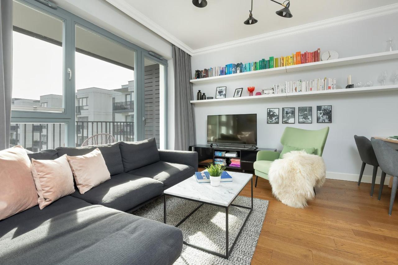 Cozy Apartment Gieysztora Wilanow By Noclegi Renters Warsaw Luaran gambar